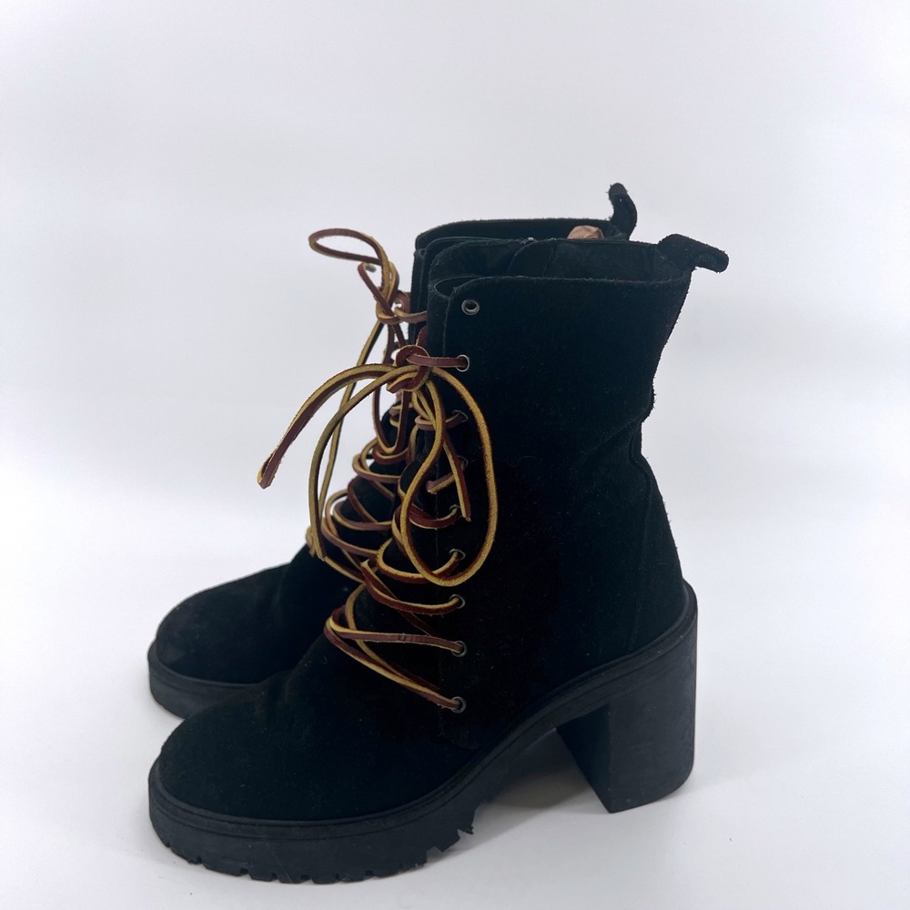 Free People Dylan Boots Black Suede Lace Up Side Zip Size 39 8.5 Womens Combat - Picture 2 of 10
